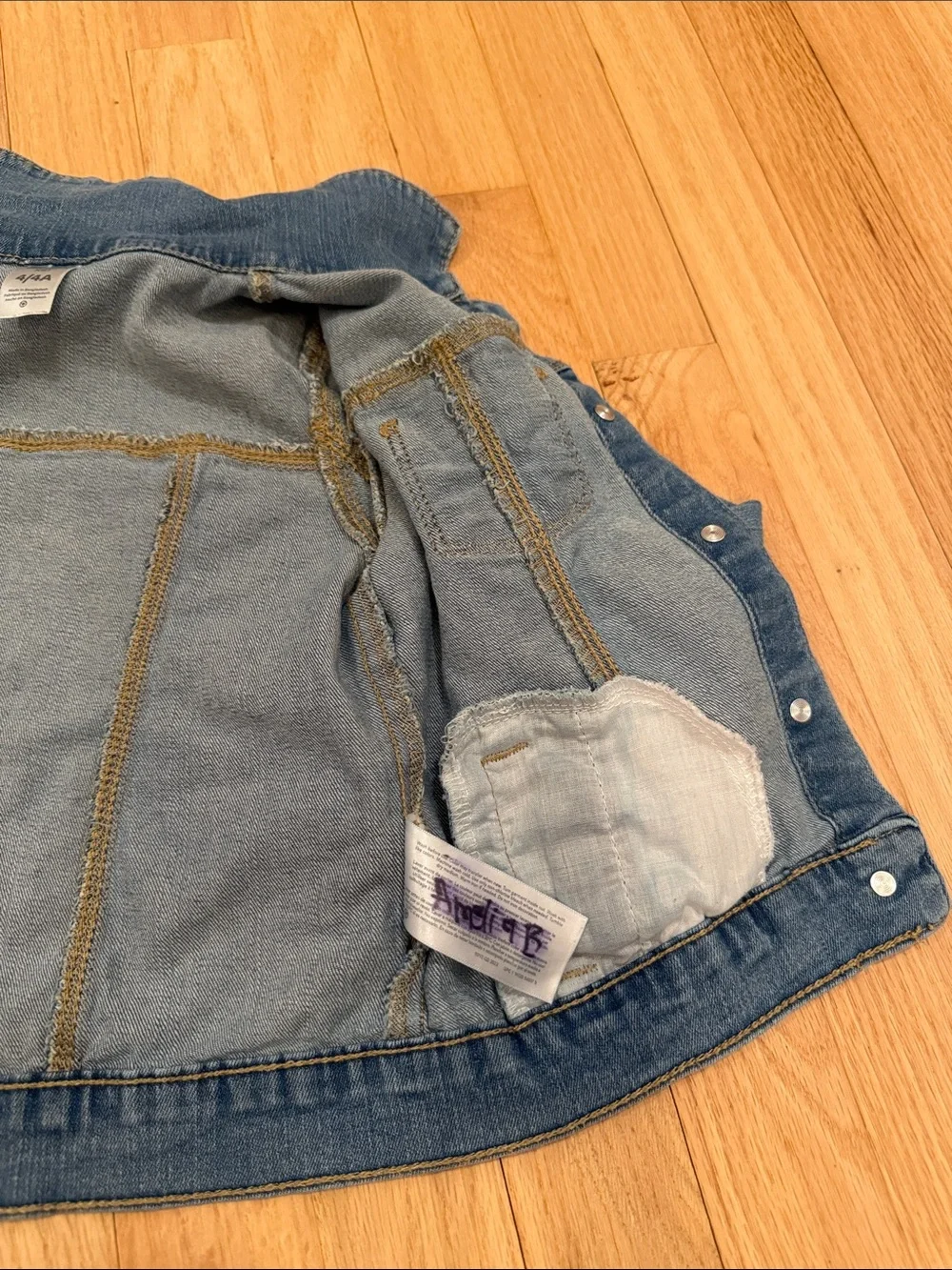 Carters 4T Children's Light Blue Denim Button Up Jacket with pockets 90% cotton